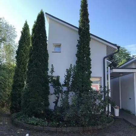 Huone Ylakerrassa 1 Km Jokirannasta Turku